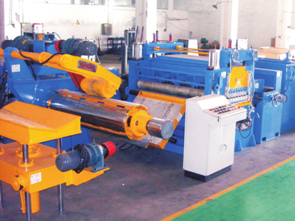 KJH25薄闆低速(su)數控精密(mi)開卷整平(ping)橫切生産(chan)線