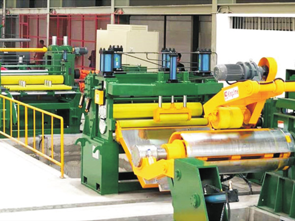 KJS120數(shu)控精(jing)密開(kai)卷整(zheng)平縱(zong)剪生(sheng)産線(xian)