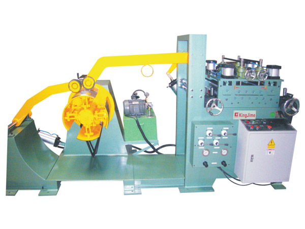 二機(ji)一體厚(hou)闆料架(jia)矯直機(ji)
