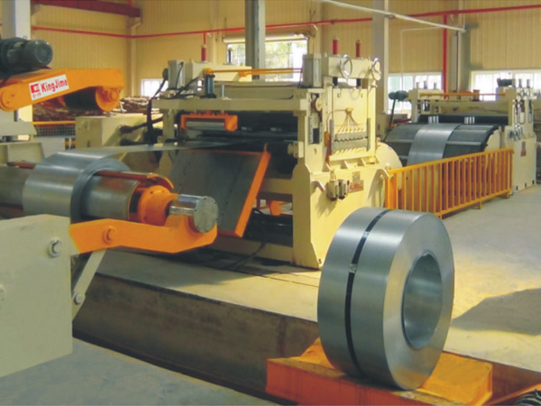 KJH60薄闆(pan)高速數控(kong)精密開卷(juan)整平橫切(qie)生産線