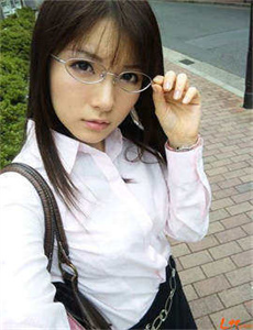 泷泽萝拉qvod在线-波野结衣种子