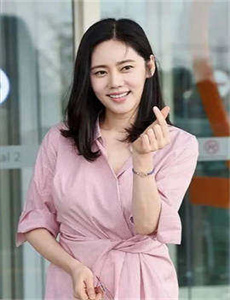 差差差很疼30分钟视频软件下载-美女脱内裤