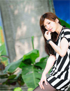 富婆找男人视频-8000湘女上天山