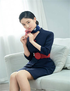 野花社区日本最新中文-小妖精 嗯那么紧 叫的那么浪